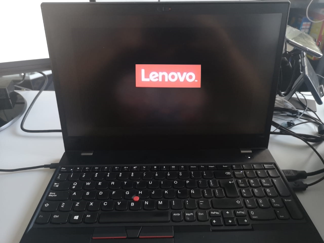 ThinkPad-T580-problemas-al-encender-después-de-suspender-logo-de-Lenovo -  Comunidad de Lenovo - LENOVO Comunidade