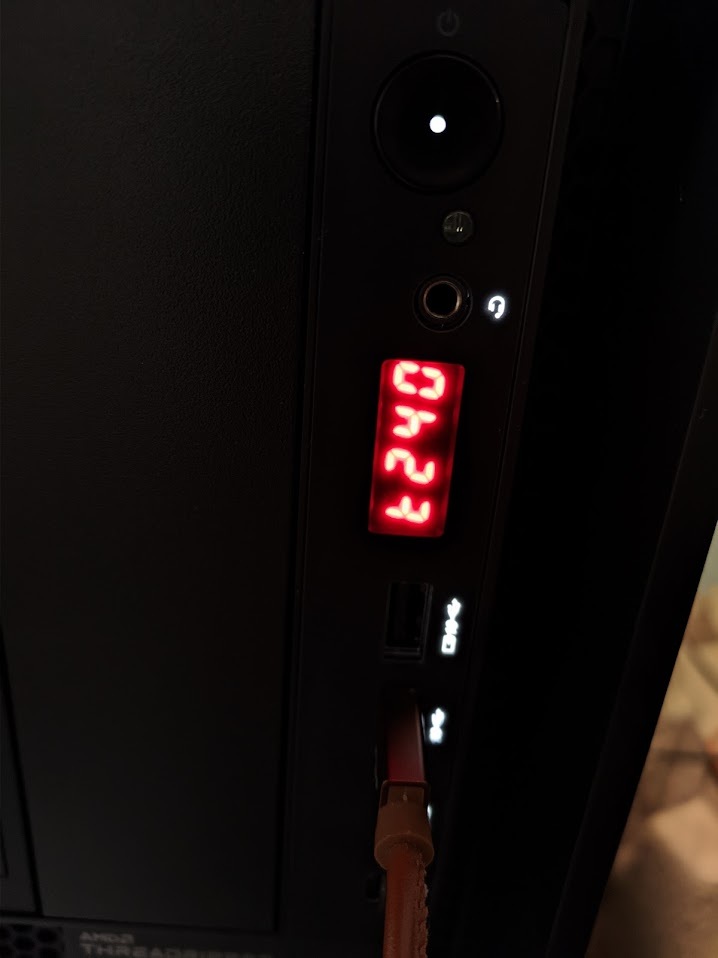 the error code. flashes between tEmP and this.